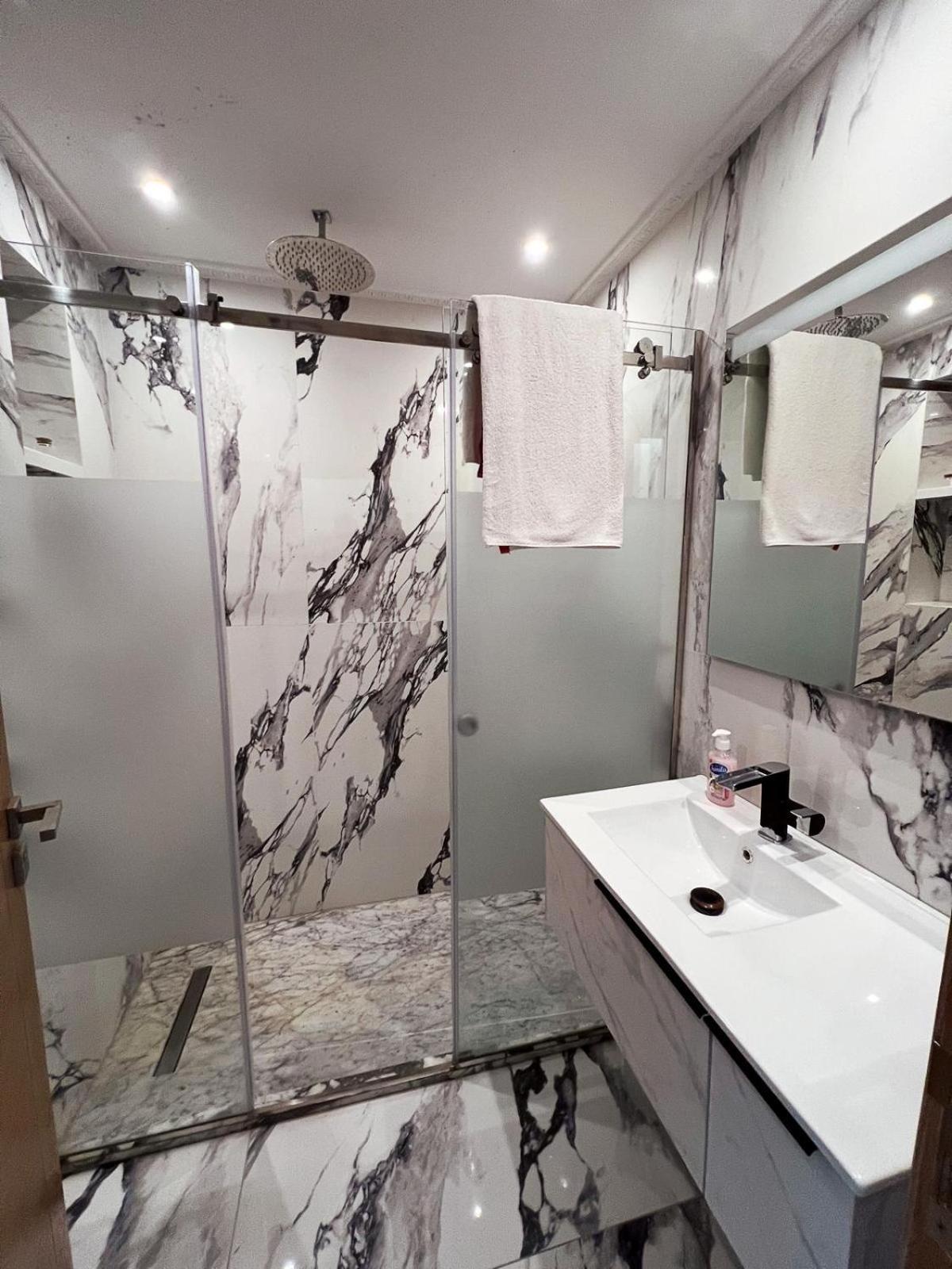 Luxury 3 Bedroom Panoramic Views In Hotspot With Fibre Optic Wifi And Netflix Tanger Eksteriør billede